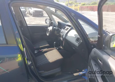 2008 Suzuki Sx4 Convenience/Touring z USA, uszkodzony, nr VIN JS2YB417X85103446